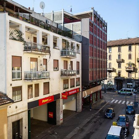 A Yellow Touch - Modern Studio In Isola Milano Exterior foto